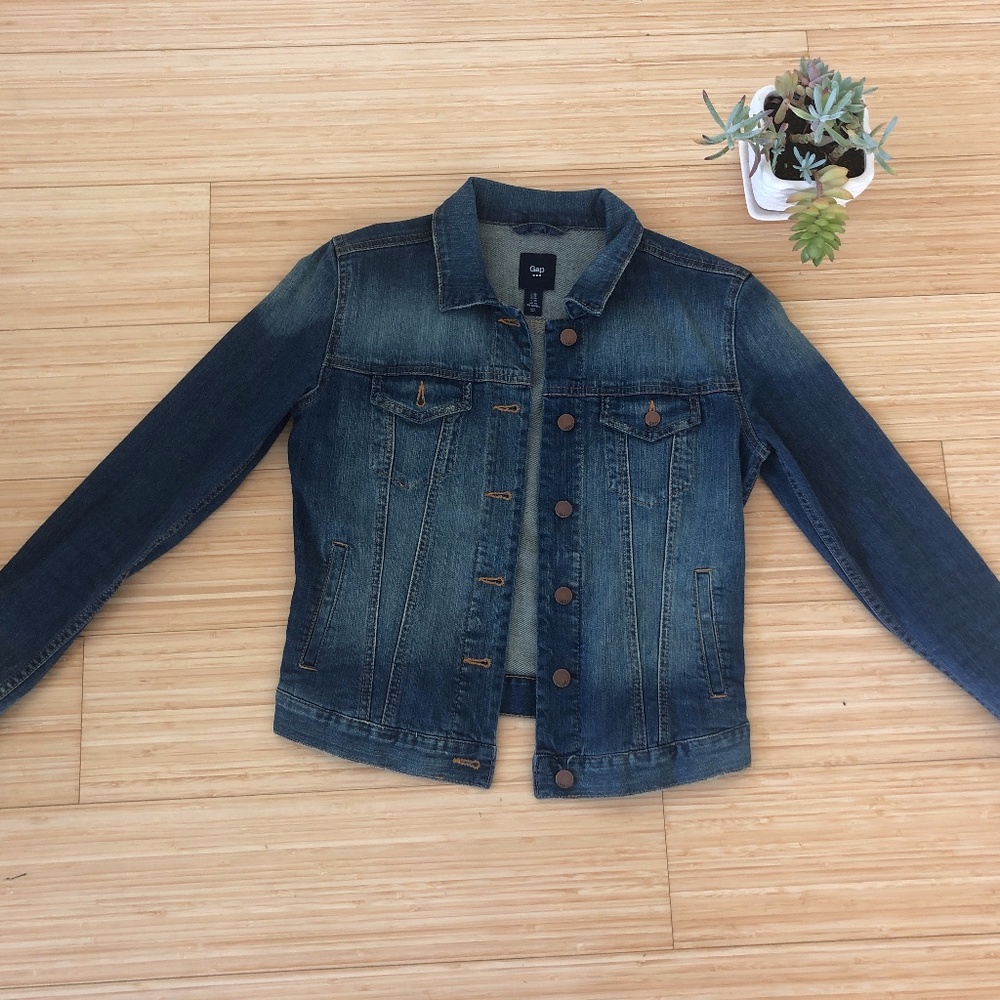 GAP Denim Jacket Womens XS - Great condition!